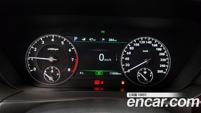 Genesis G90 2016 thumb 9