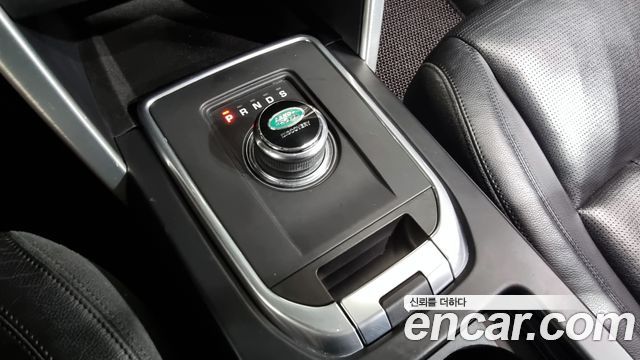 Land Rover Discovery Sport 2017 thumb 10