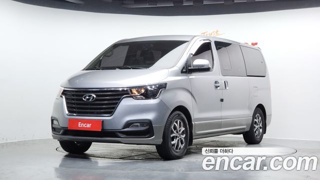 Hyundai Starex 2018 thumb 2