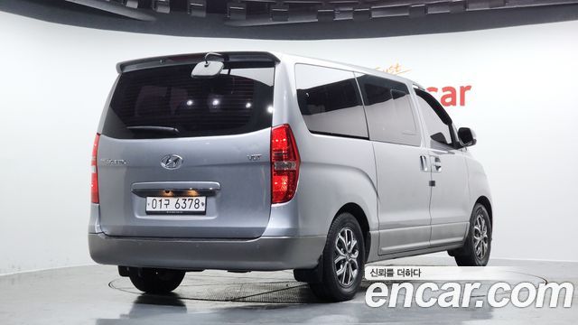 Hyundai Starex 2018 thumb 3