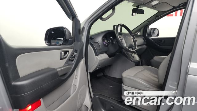 Hyundai Starex 2018 thumb 11