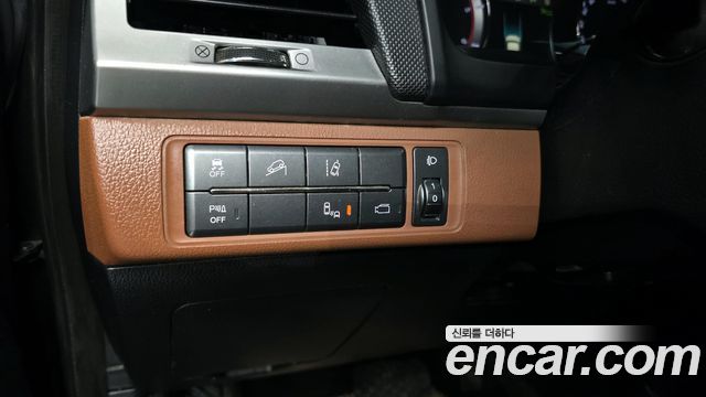 SsangYong Rexton 2019 thumb 12