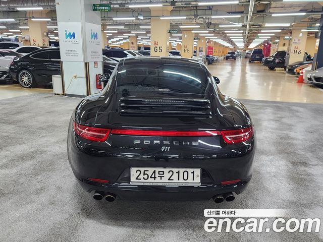 Porsche 911 2013 thumb 5