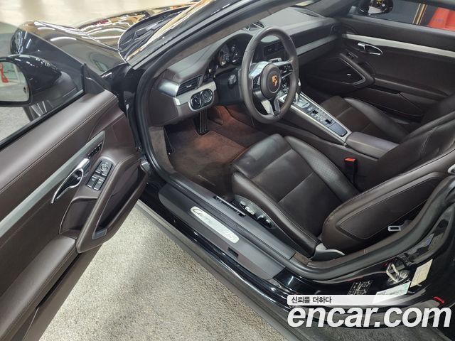 Porsche 911 2013 thumb 9