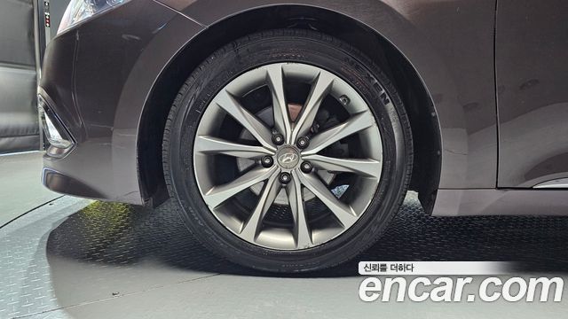 Hyundai Grandeur 2015 thumb 6