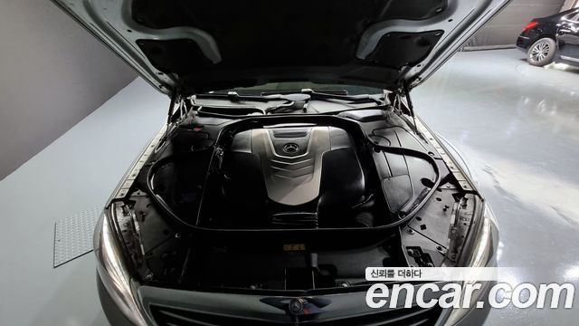 Mercedes-Benz S-Class 2015 thumb 6