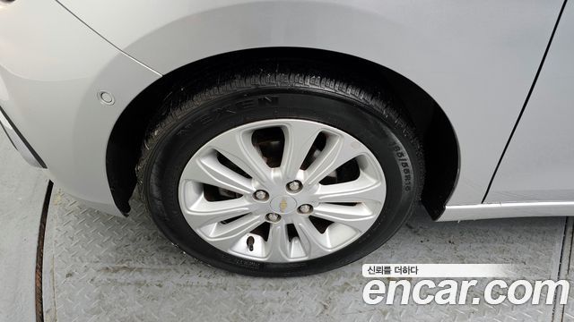 Chevrolet Spark 2016 thumb 6