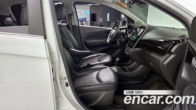 Chevrolet Spark 2016 thumb 10