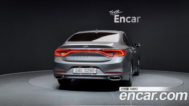 Hyundai Grandeur 2016 thumb 4