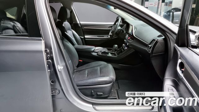 Hyundai Grandeur 2016 thumb 10