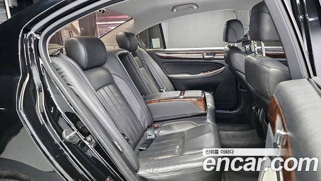 Hyundai Genesis 2010 thumb 12