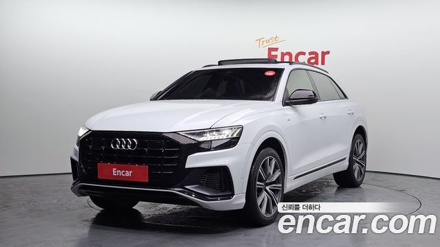 Audi Q8 2021 thumb 2