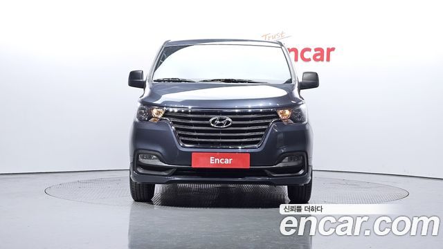 Hyundai Starex 2018 thumb 4