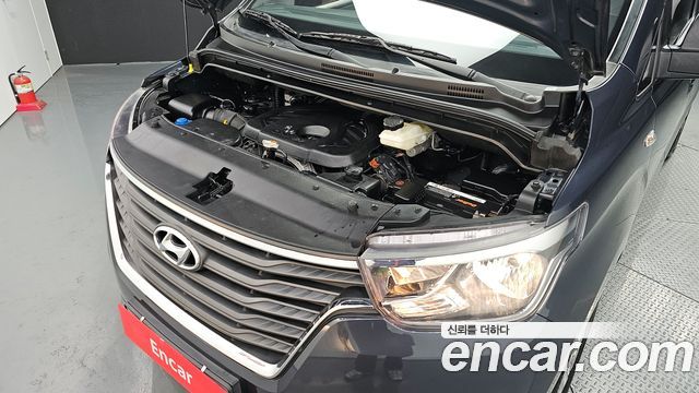 Hyundai Starex 2018 thumb 7