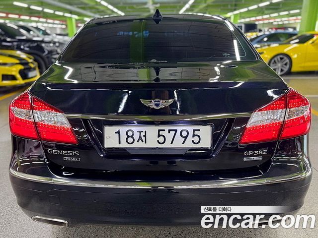 Hyundai Genesis 2013 thumb 5