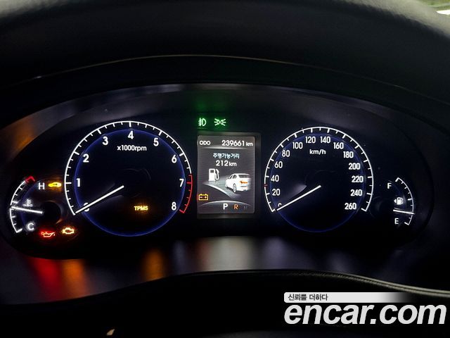 Hyundai Genesis 2013 thumb 9