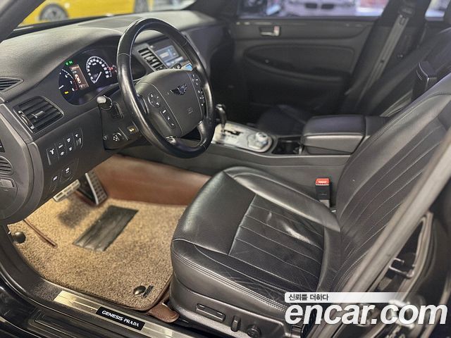 Hyundai Genesis 2013 thumb 11