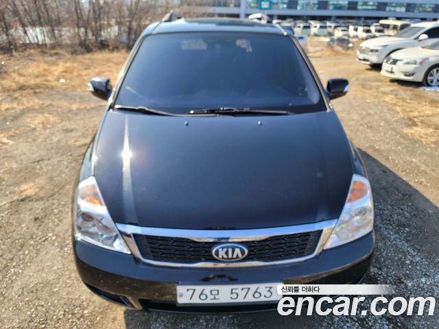 Kia Carnival 2013 thumb 3