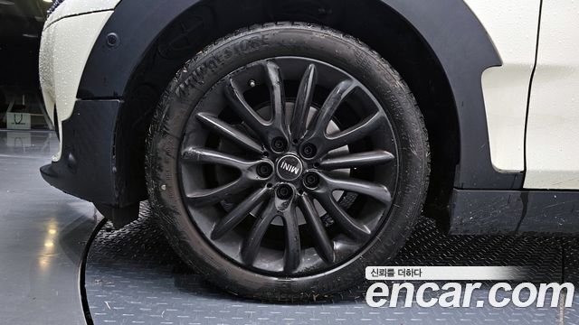 Mini Clubman 2021 thumb 6