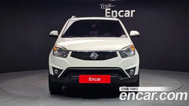 SsangYong Korando 2014 thumb 4