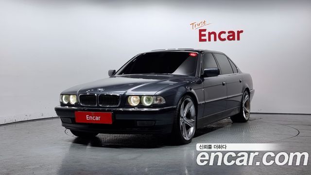 BMW 7 серии 2001 thumb 2