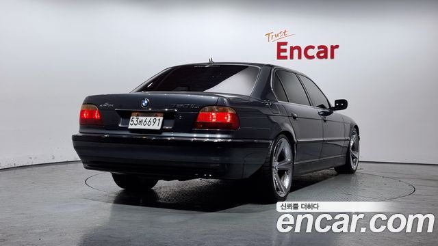 BMW 7 серии 2001 thumb 3
