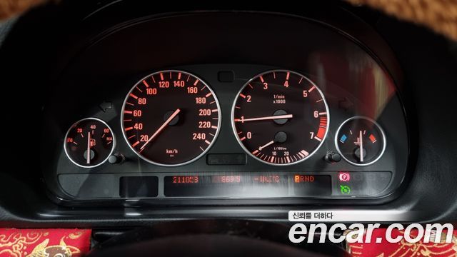 BMW 7 серии 2001 thumb 9
