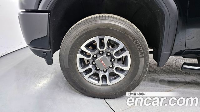 GMC Sierra 2021 thumb 6