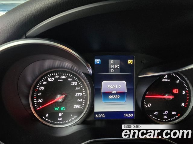 Mercedes-Benz C-Class 2016 thumb 9