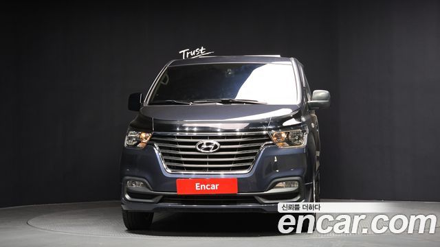 Hyundai Starex 2018 thumb 4
