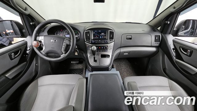 Hyundai Starex 2018 thumb 8