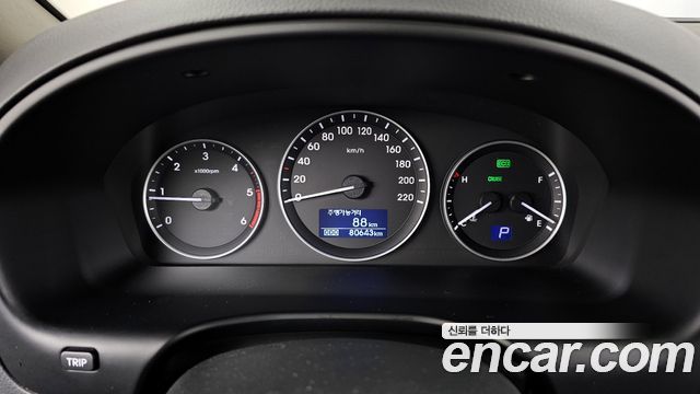 Hyundai Starex 2018 thumb 9