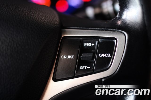 Hyundai i40 2013 thumb 7