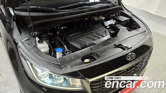 Kia Carnival 2019 thumb 6