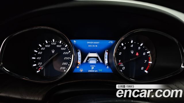 Maserati Quattroporte 2019 thumb 8