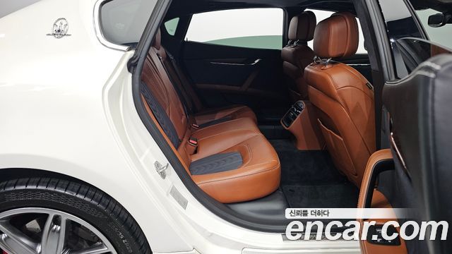 Maserati Quattroporte 2019 thumb 11