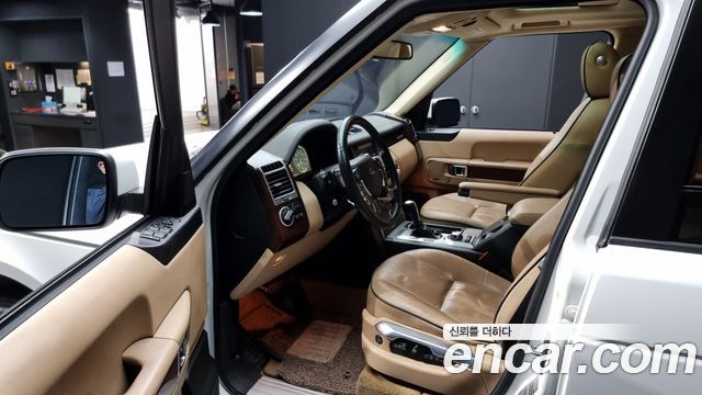 Land Rover Range Rover 2011 thumb 10