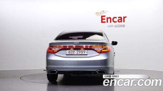 Hyundai Grandeur 2014 thumb 4