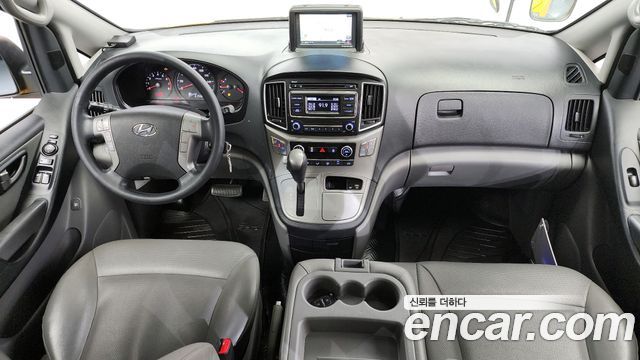 Hyundai Starex 2017 thumb 8