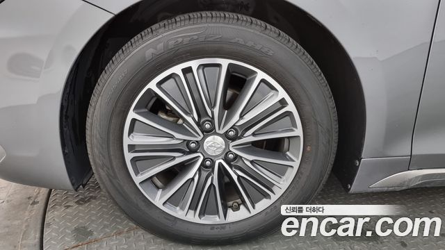 Hyundai Grandeur 2017 thumb 6