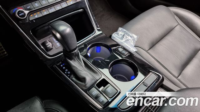 Hyundai Grandeur 2017 thumb 10