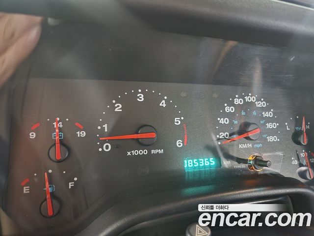 Jeep Wrangler 2003 thumb 10