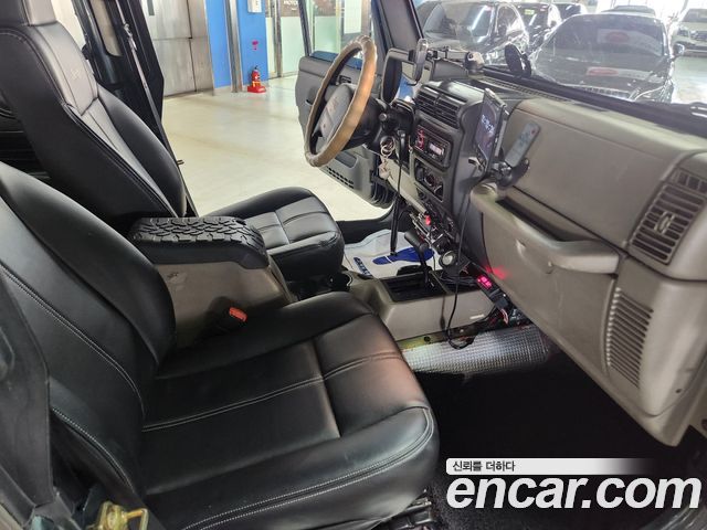 Jeep Wrangler 2003 thumb 11