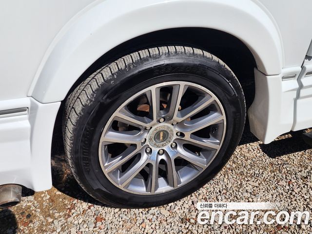 GMC Savana 2020 thumb 6