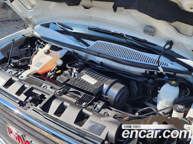 GMC Savana 2020 thumb 7