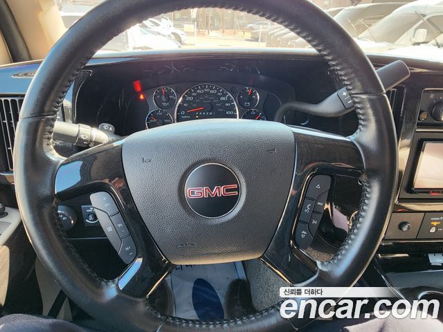 GMC Savana 2020 thumb 10