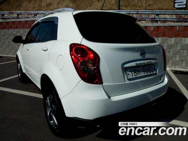 SsangYong Korando 2012 thumb 4