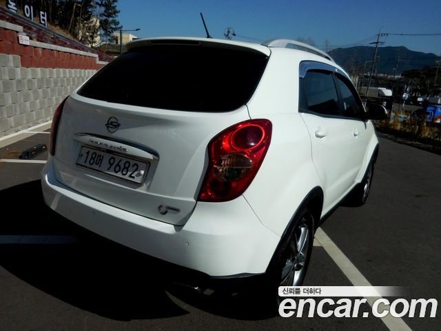 SsangYong Korando 2012 thumb 6