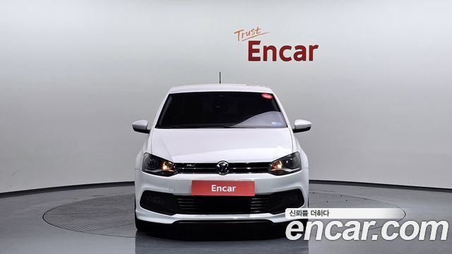 Volkswagen Polo 2013 thumb 3