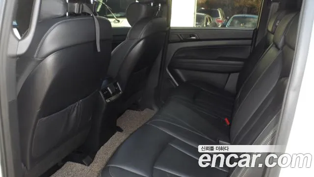 SsangYong Rexton 2021 thumb 8